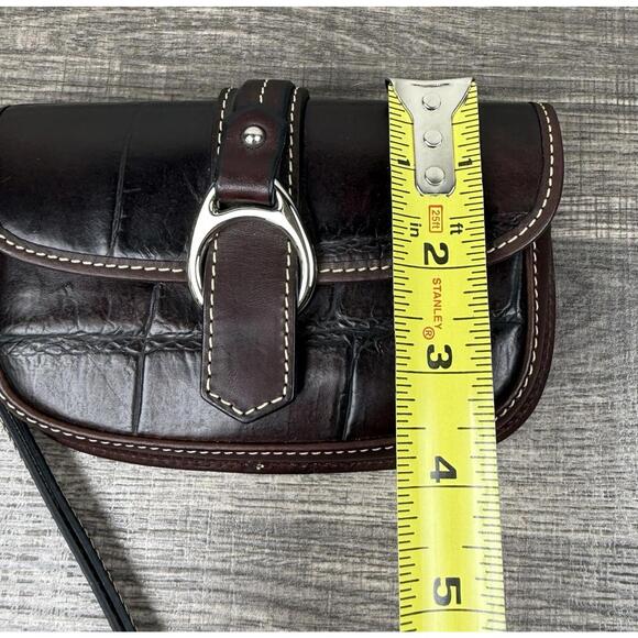 Dooney & Bourke Brown Leather Croc Embossed Wristlet Clutch Wallet Vintage - Picture 8 of 9